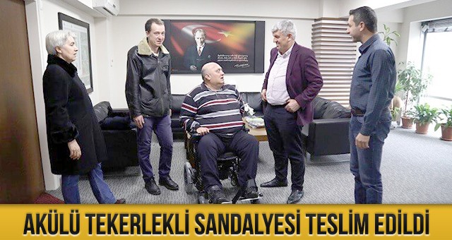 BELEDİYENİN TEKERLEKLİ SANDALYE YARDIMLARI SÜRÜYOR