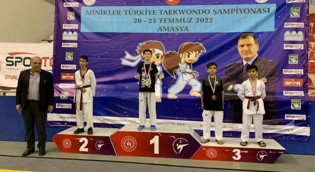 ÇERKEZKÖYLÜ SPORCULAR, AMASYA’DAN DERECE İLE DÖNDÜ