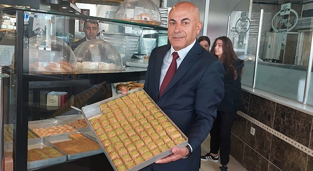 BAYRAMLARIN VAZGEÇİLMEZİ BAKLAVA