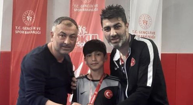 ALİ AHMET KAYA TÜRKİYE ÜÇÜNCÜSÜ OLDU