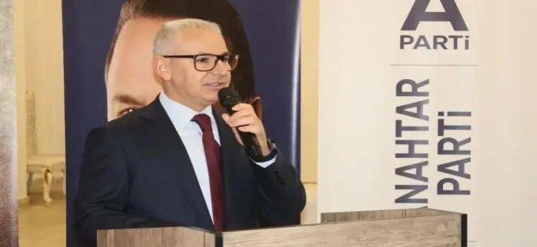 ANAHTAR PARTİ YÜRÜTME KURULUNDA DEĞİŞİKLİĞE GİTTİ