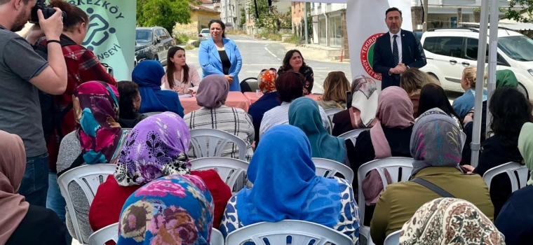 TEKİRDAĞ BAROSU MAHALLEDE: AV. EGEMEN GÜRCÜN İSTASYON MAHALLESİ'NDE HALKLA BULUŞTU