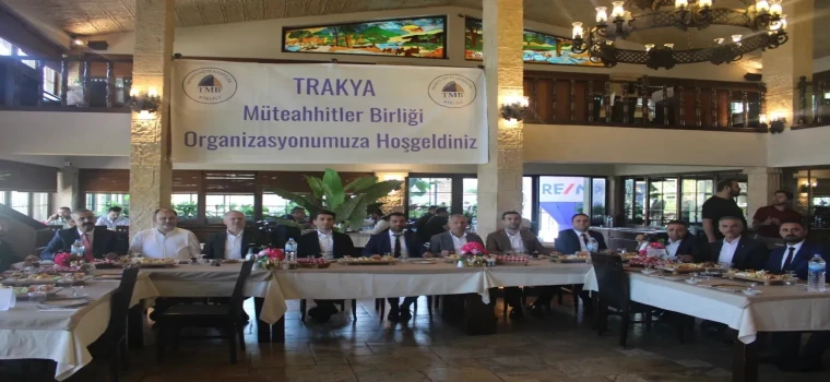 TRAKYALI MÜTEAHHİTLER ÇERKEZKÖY’DE KAHVALTIDA BULUŞTU