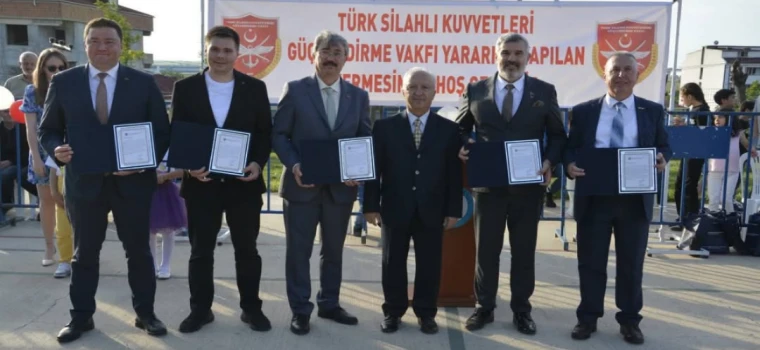 VELİKÖY İLKOKULU’NDAKİ OKUMA BAYRAMI VE TSK KERMESİ BÜYÜK İLGİ GÖRDÜ