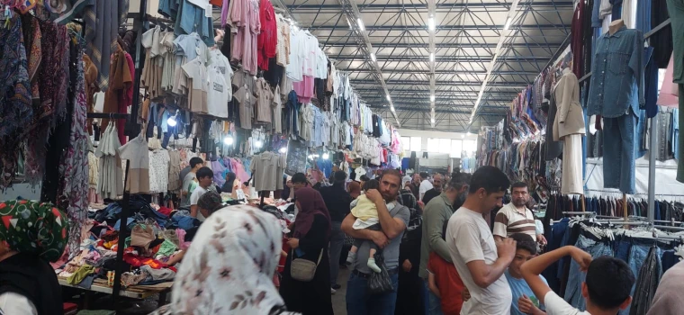 ÇERKEZKÖY’DE BAYRAM ALIŞVERİŞİ ESNAFIN YÜZÜNÜ GÜLDÜRDÜ