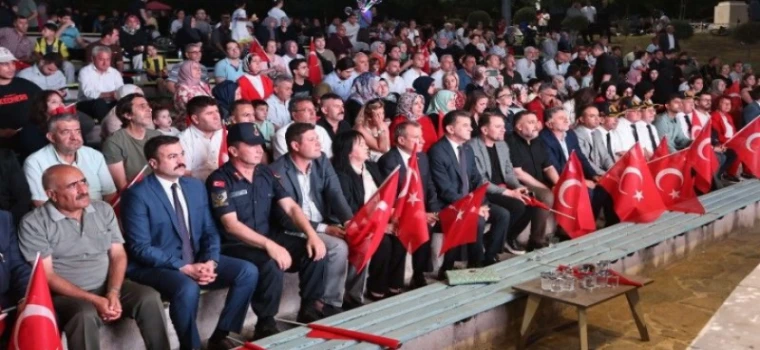 KAPAKLI’DA 15 TEMMUZ ANMA PROGRAMINA KATILIM YOĞUN OLDU