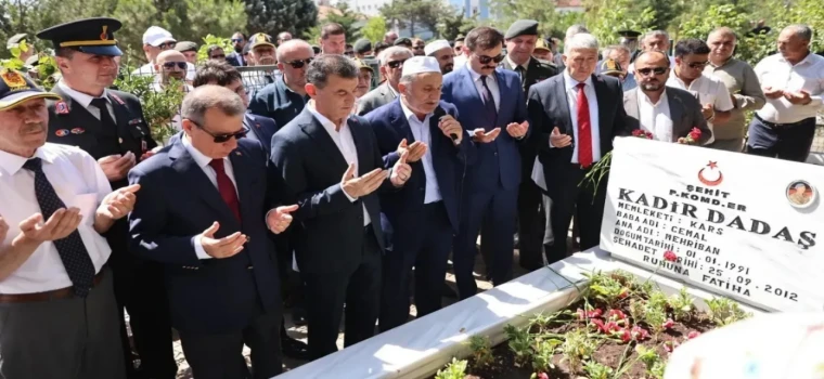 KAPAKLI’DA ŞEHİTLER UNUTULMADI