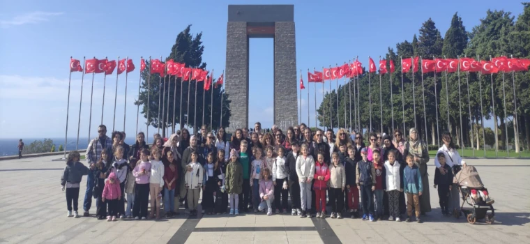 ERTUĞRUL İLKOKULU ÖĞRENCİLERİ, ÇANAKKALE’DE TARİHE YOLCULUK YAPTI