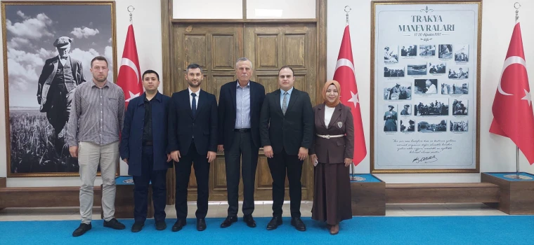 KIZILAY’IN ŞEFKAT ELİ ÇERKEZKÖY’DE: BAŞKAN SİNAN MERAL’DEN KAYMAKAM NAZMİ GÜNLÜ’YE ZİYARET