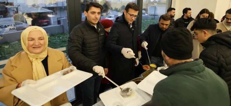 ÇERKEZKÖY BELEDİYESİ YILDIRIM BEYAZIT MAHALLESİ HALKINI İFTARDA AYNI MASADA BULUŞTURDU