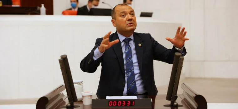 OKULLAR ALARM VERİYOR: İKİ GÜNDE İKİ KATLİAM GİRİŞİMİ, TBMM’DE SORU ÖNERGESİ