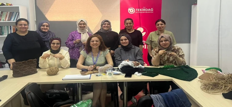 ÇERKEZKÖY’DE KADINLAR ÜRETEREK GÜÇLENİYOR