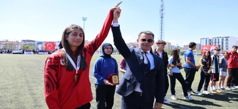 KAPAKLI’DA DA 19 MAYIS COŞKUYLA KUTLANDI