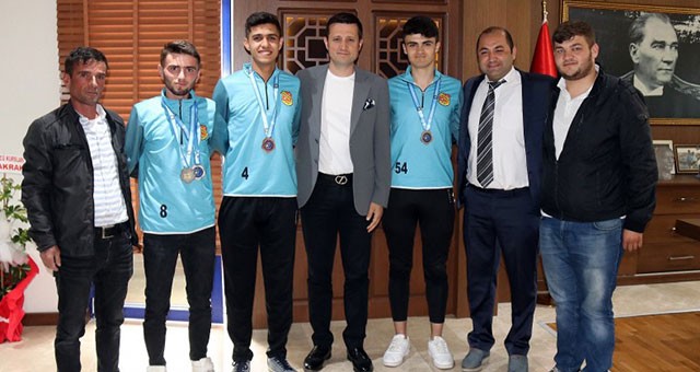 ÇERKEZKÖY SAĞIRLAR GENÇLİK VE SPOR KULÜBÜ’NDEN BÜYÜK BAŞARI