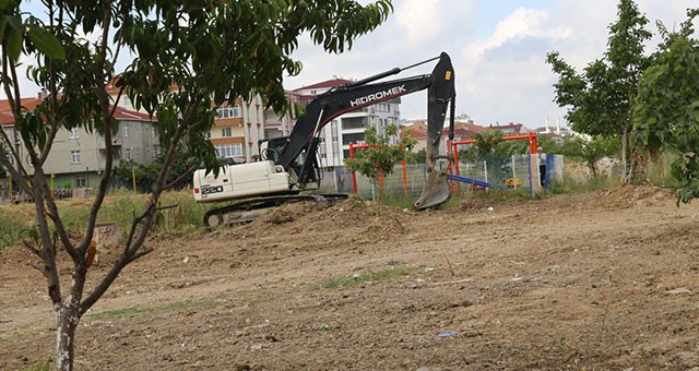 KAPAKLI’DA ÇEVRE DÜZENLEME ÇALIŞMALARI SÜRÜYOR