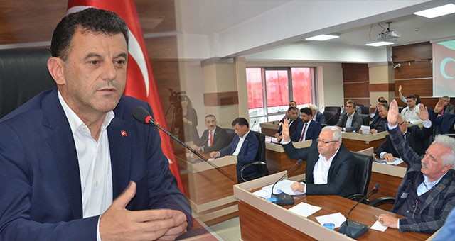 “BİZ YATIRIMLARI GETİRECEĞİZ, KAZANAN KAPAKLI HALKI OLACAK”