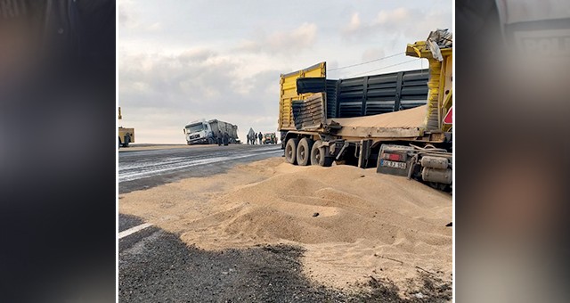 10 TON BUĞDAY YOLA SAVRULDU