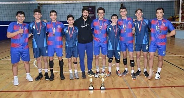 GENÇ ERKEKLER VOLEYBOL MÜSABAKALARI TAMAMLANDI