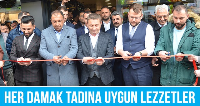 İNFİNİTY CAFE ATATÜRK CADDESİ’NDE AÇILDI