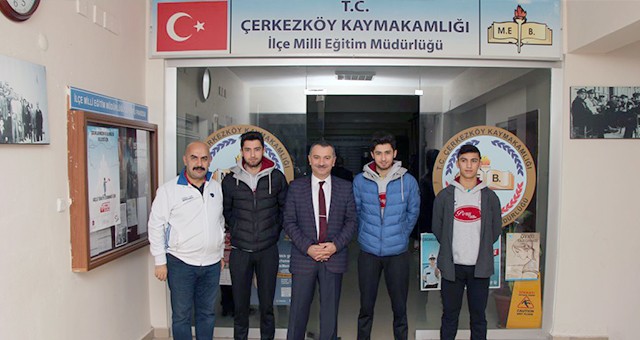 ÇTSO ANADOLU LİSESİ MASA TENİSİ TAKIMI ŞAMPİYONA YOLUNDA