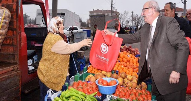 BAŞKAN ALBAYRAK İLÇELERDE VATANDAŞLARLA BULUŞTU