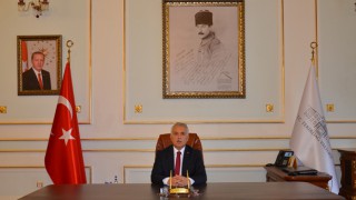 BU BAYRAM EVDE KALALIM