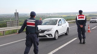 YASAĞA UYMAYAN 58 KİŞİYE PARA CEZASI KESİLDİ