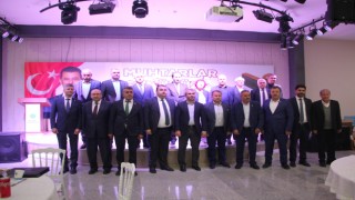 KAPAKLI BELEDİYESİ MUHTARLAR VE AİLELERİNİ YEMEKTE AĞIRLADI
