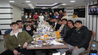 FEVZİPAŞASPOR’UN GENÇ YETENEKLERİNE MORAL YEMEĞİ