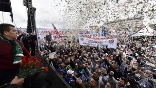 TÜRK METAL İŞÇİLERİ TEK YÜREK OLDU