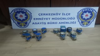 ÇERKEZKÖY’DE SU SAYACI HIRSIZLARI YAKALANDI