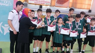 KAPAKLI’YA ŞAMPİYONLUKLA DÖNDÜLER