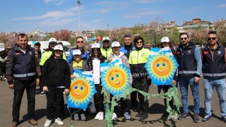 ÇOCUKLAR İÇİN UÇURTMA ŞENLİĞİ DÜZENLENDİ