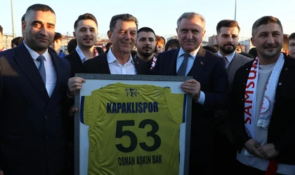 BAKAN BAK; "AMATÖR SPOR KULÜPLERİNİ DESTEKLİYORUZ"