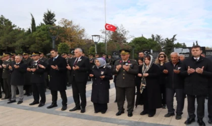 ŞEHİDİMİZ ONBAŞI DİNÇER ERSOY DUALARLA ANILDI