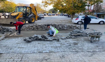 Süleymanpaşa Belediyesi Olumsuz Hava Şartlarına Rağmen Yol Çalışmalarına Devam Ediyor