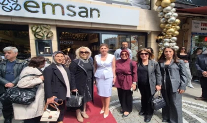 DİLEK KÖKSEL'DEN LÜLEBURGAZ’A YENİ YATIRIM: EMSAN MAĞAZALARI AÇILDI