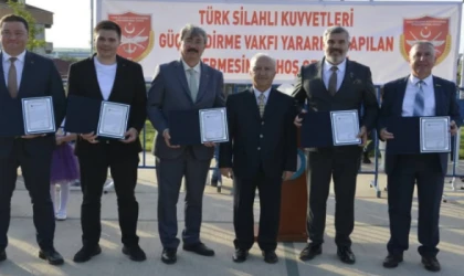VELİKÖY İLKOKULU’NDAKİ OKUMA BAYRAMI VE TSK KERMESİ BÜYÜK İLGİ GÖRDÜ