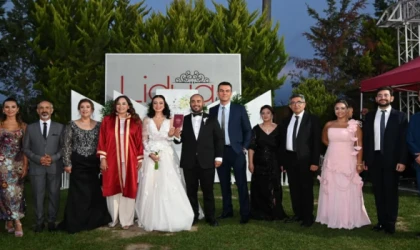 ÖZDEMİR VE DOĞAN AİLELERİNİN MUTLU GÜNÜ