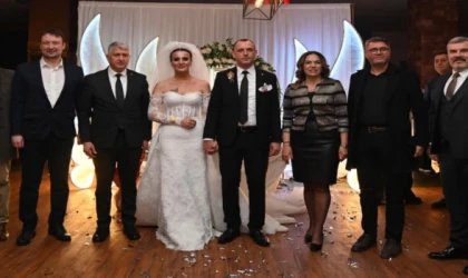 MUHTEŞEM DÜĞÜN İLE DÜNYA EVİNE GİRDİLER