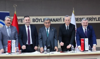 MESLEK LİSELERİ İLE İŞ DÜNYASI ARASINDA YENİ BİR DÖNEM: HAMİLİK PROJESİ PROTOKOLÜ İMZALANDI