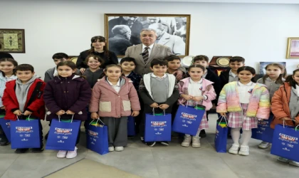 MİNİK ÖĞRENCİLER BELEDİYEDE AĞIRLANDI