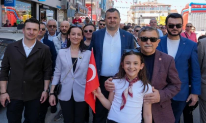 SARAY BELEDİYESİ ÇOCUK ŞENLİĞİ YOĞUN İLGİ GÖRDÜ