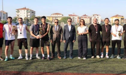 KAPAKLI'DA AYAK TENİSİ HEYECANI SONA ERDİ: ŞAMPİYON HARAM BALL