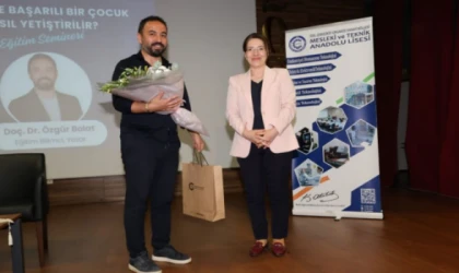 ÇOSB İLE ÖZEL ÇOSB MESLEKİ VE TEKNİK ANADOLU LİSESİ İŞ BİRLİĞİYLE DÜZENLENEN LGS SEMİNERİ İLGİ GÖRDÜ