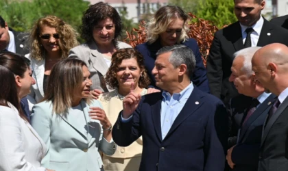 ÖZGÜR ÖZEL TEKİRDAĞ’DA: ÇORLU’DA YOĞUN İLGİ